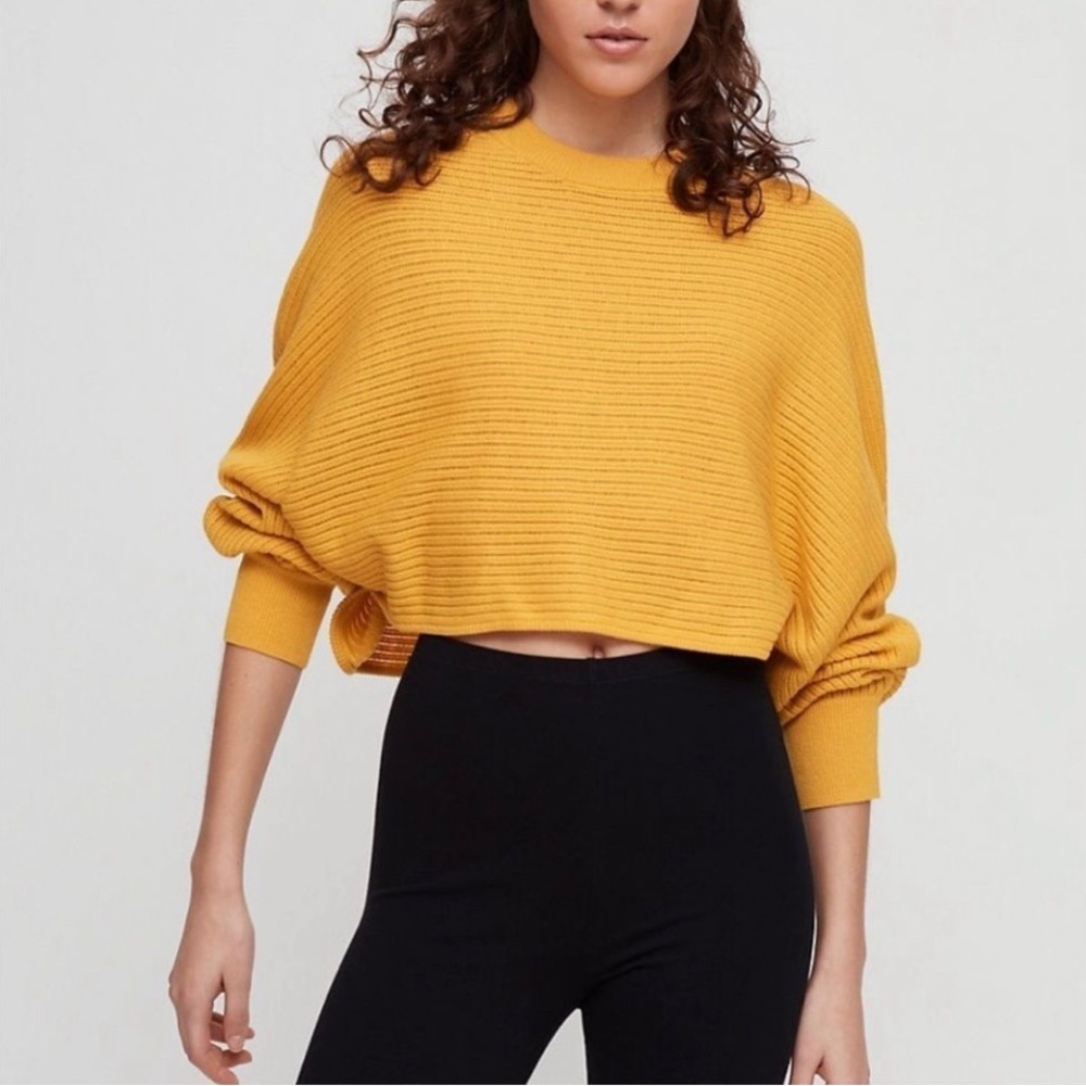 Aritzia Wilfred Free Lolan 100% Merino Wool Cairo Gold Cozy Casual Sweater XXS